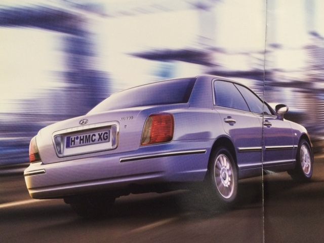 今は無き・・・・日本版ヒュンダイのカタログ : FAIRLADY Z fan