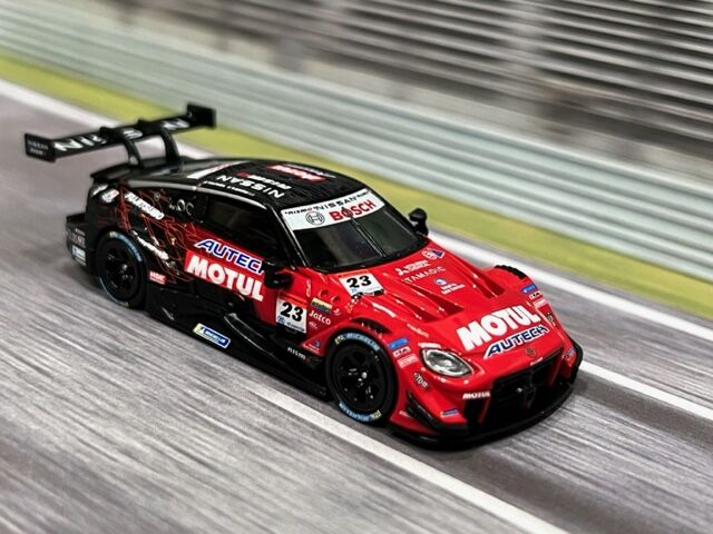 1/64 ニスモオリジナル MINI GT MOTUL AUTECH Z (GT500 SUPER GT