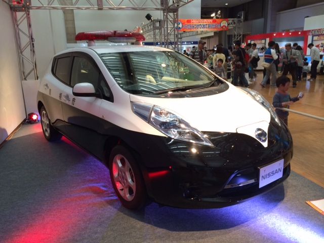 今更ですが・・・トミカ 日産リーフ パトロールカー 非売品 : FAIRLADY