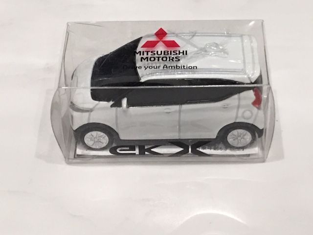 当選！三菱オリジナル ekクロス カラーサンプルミニカー : FAIRLADY Z fan