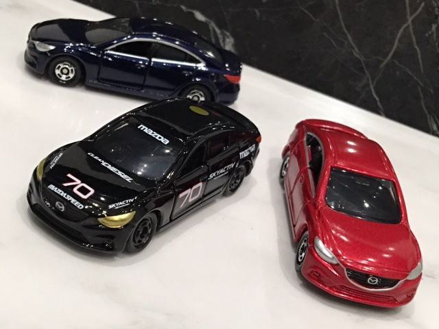 トミカ ミニカー 16個セット AEONチューニングシリーズ第13弾〜第25弾 AEON チューニングカーシリーズ 第25弾 マツダ アテンザ