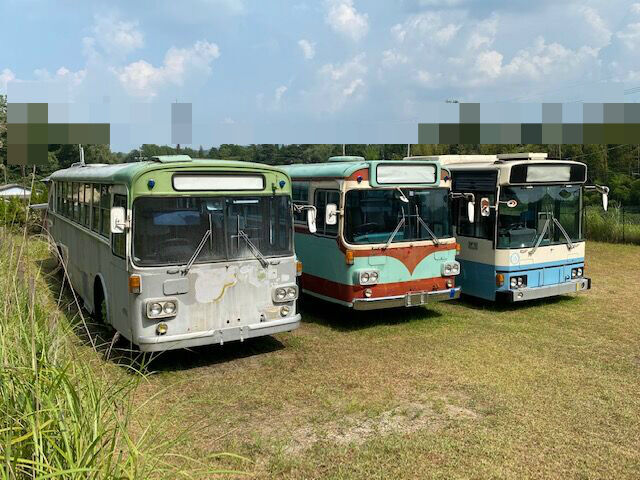 中古バスのヤード 好きな1台が停まってました Fairlady Z Fan