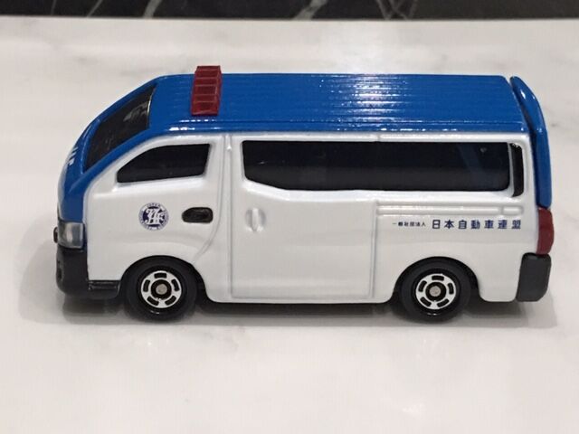 特注トミカ JAFオリジナル 日産 NV350 キャラバン 多目的車