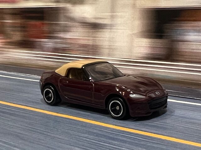 トイザらスオリジナル マツダロードスター35周年記念車デザインカラー