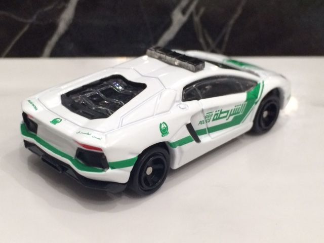 ミニカー 87 Amazon | トミカ 87 日産 セドリック 1/63 シルバー | ミニカー