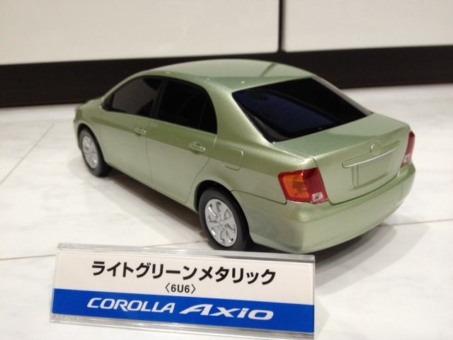Amazon | 130 トヨタ カローラアクシオ AXIO カラーサンプル
