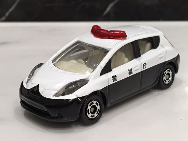 今更ですが・・・トミカ 日産リーフ パトロールカー 非売品
