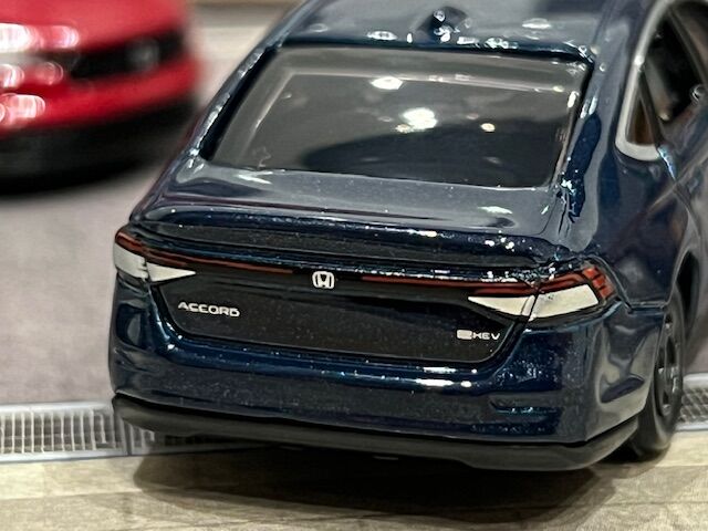 今月の新車 トミカ 36番 ホンダ アコード : FAIRLADY Z fan