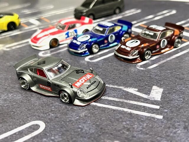 1/64 KAIDO☆HOUSE MINI GT DATSUN FAIRLADY Z MOTUL V1 : FAIRLADY Z fan