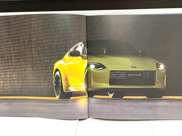 フェアレディZ (RZ34) カタログ 2022年4月発行 : FAIRLADY Z fan