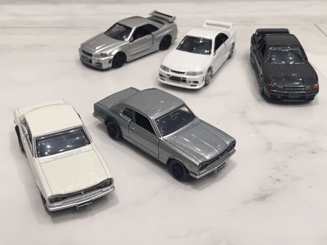 トミカ プレミアム 34番 日産スカイライン GT-R (KPGC10