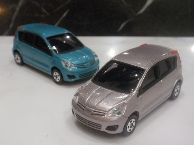 トミカ 日産ノート カラーサンプル : FAIRLADY Z fan