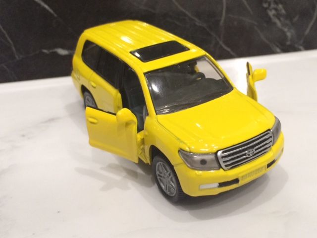 美品！Yellowkornerトルコ　50x40 MOTORED CYBORG RUNNER SSX_155 MANDARIN SURF【4545784068588】