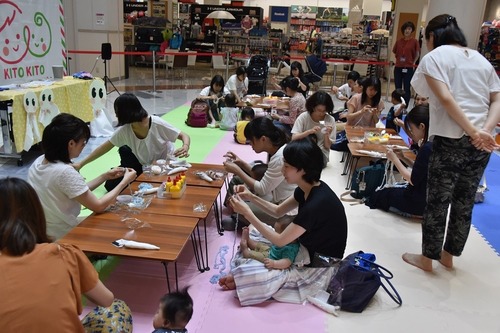 07603C43-F6DF-4E46-A236-ACF250170542