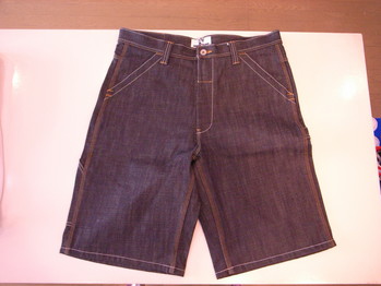 R1020892