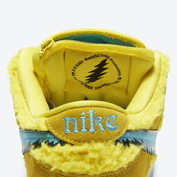 Grateful-Dead-Nike-SB-Dunk-Low-Green-Bear-CJ5378-300-9-1