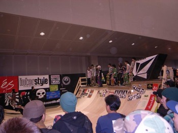 R1023204_small