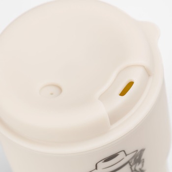 AwfulRiversDemitaWallmug_I0287843E00_03_2000x