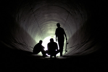 huf_holiday_2012_look_book_mt_baldy_8