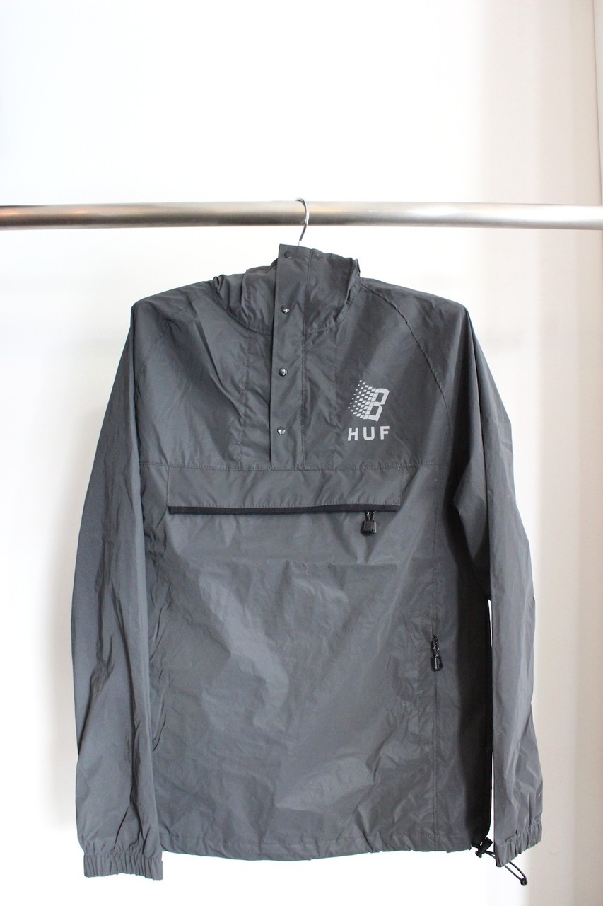 ジャケット・アウター HUF Bronze 56K PACKABLE REFLECTIVEANORAK HUF Bronze 56K PACKABLE REFLECTIVEANORAK - メルカリ