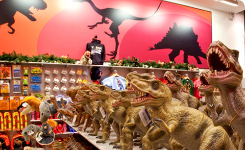 dino-store-close-up_107013_1