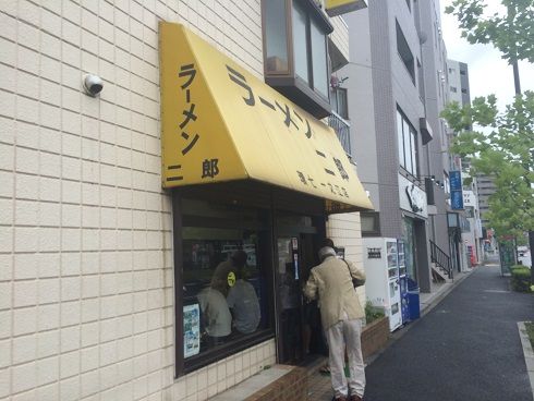 ラーメン二郎 環七一之江店の豚ダブル大ラーメン 味玉 野菜増し 東京刺激クラブ ラーメン二郎 環七一之江店の豚ダブル大ラーメン 味玉 野菜増し 東京刺激クラブ