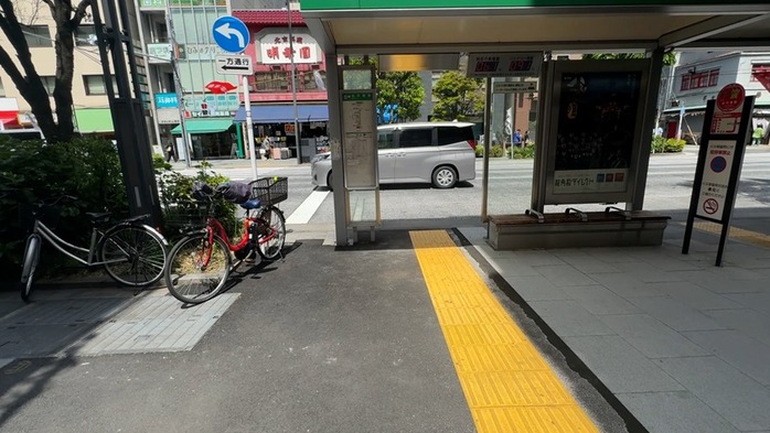 シーケンス 01.00_00_22_19.静止画083