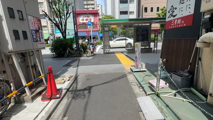 シーケンス 01.00_01_32_10.静止画093