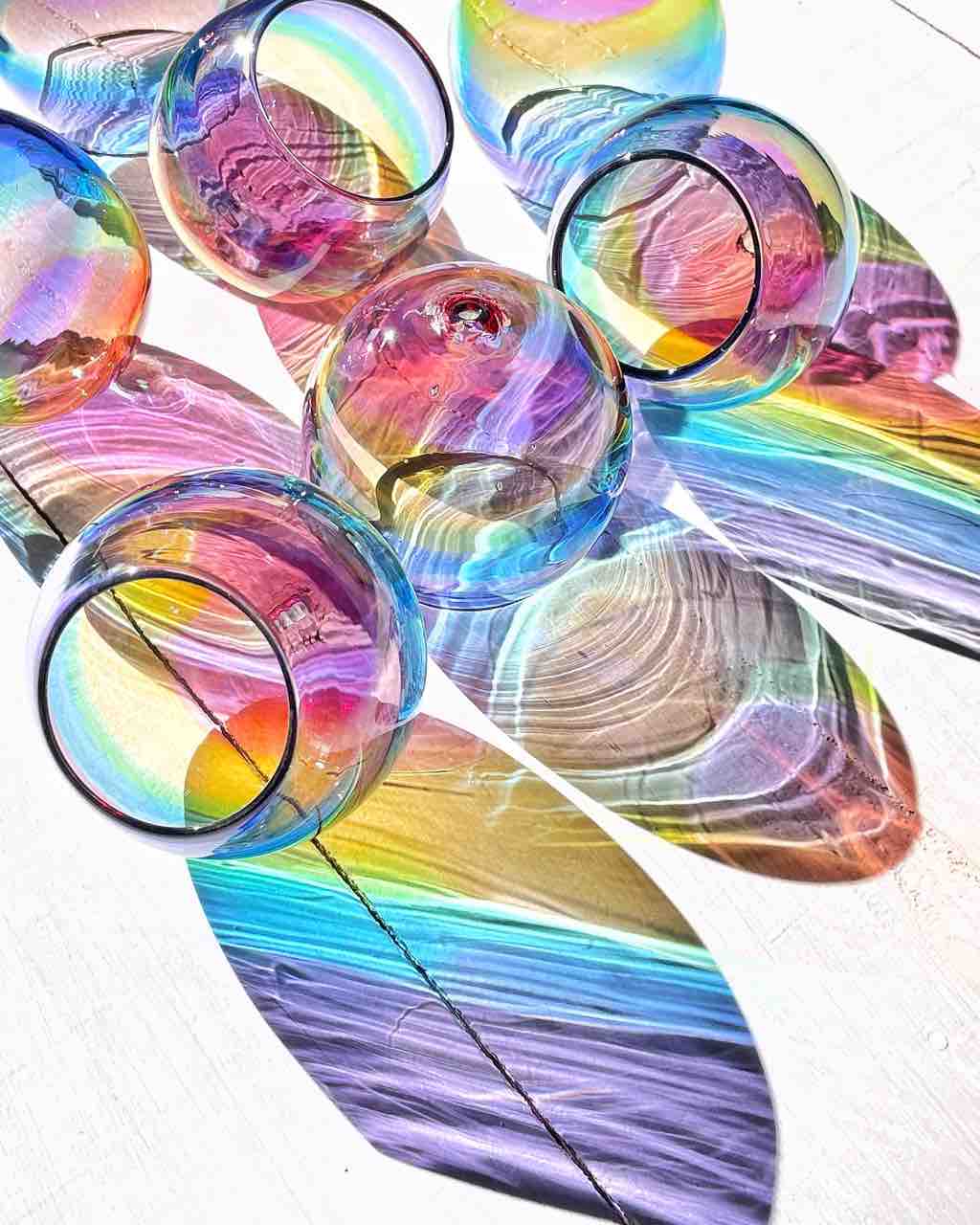 虹色の風鈴とジン : 『灯台もと暮らし 』西伊豆ガラス工房FARO徒然日記