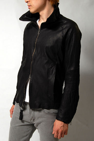 VOLUME_NECK_LEAT_4ca33307ecbaa