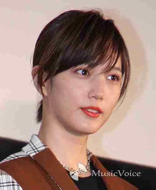 ファッションに詳しい船橋のイケメン 本田翼 ハーフパンツの美脚 ジム帰りの私服に オシャレ ファッションに詳しい船橋のイケメン 本田翼 ハーフパンツの美脚 ジム帰りの私服に オシャレ