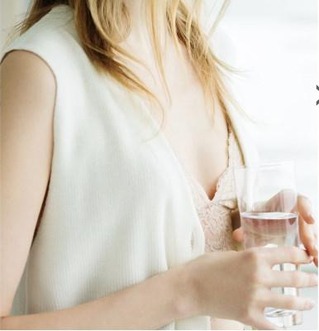 ミラ オーウェン 畦編みロングジレが人気！！