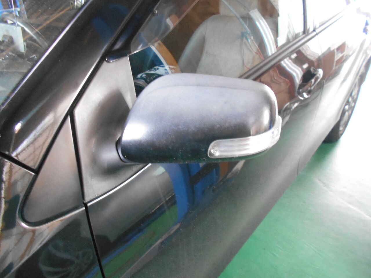 カローラフィールダー ドアミラーカバー交換 First Riseブログ