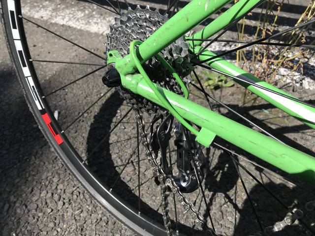 ディレイラーハンガーがまた折れる メタボリム