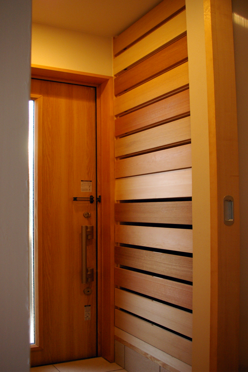 玄関土間が狭いときの下足収納 動物の建築士さん