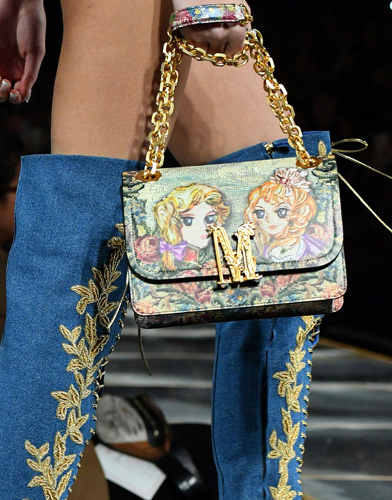 MOSCHINO-2