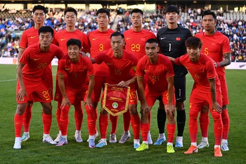 「W杯出場には20枠必要」中国代表、FIFAランク“アジアで11位”に母国悲嘆！「日本にUEFAへの加盟を要請してくれ」