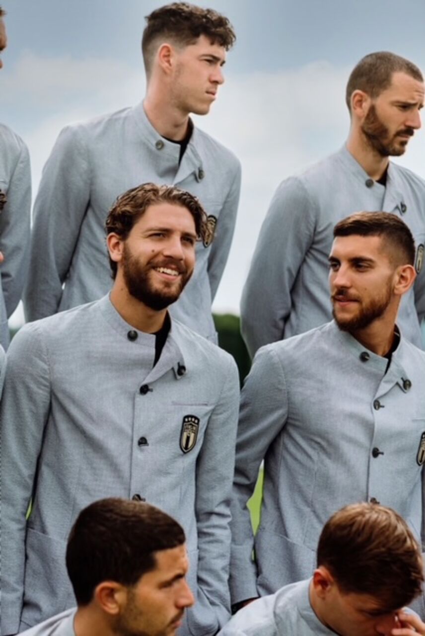 画像 サッカーイタリア代表のスーツ姿がカッコ良すぎて 2chフットボールまとめアンテナ 画像 サッカーイタリア代表のスーツ姿がカッコ良すぎて 2chフットボールまとめアンテナ