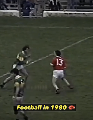 【動画】1980年のサッカー、あまりにも激しすぎる