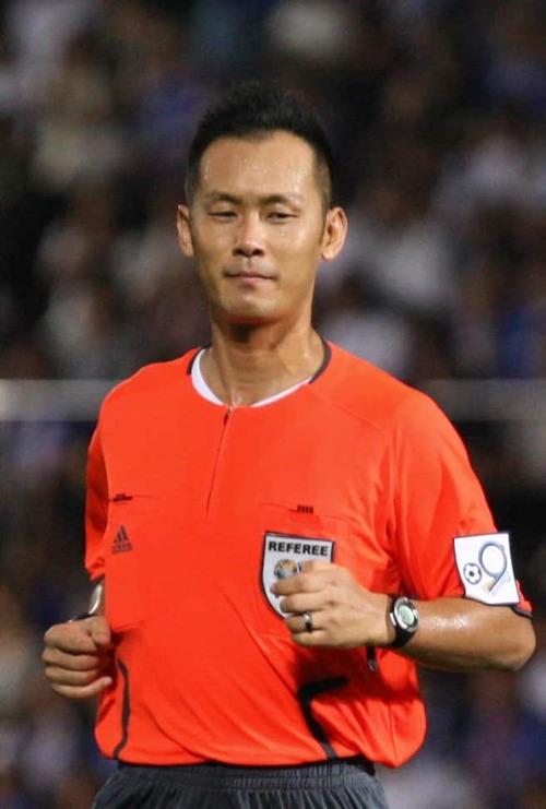 元審判員の家本政明氏「誤認識した可能性ある」高校サッカーPK戦の物議醸す判定を解説　対応協議中も「もう1回は難しい」