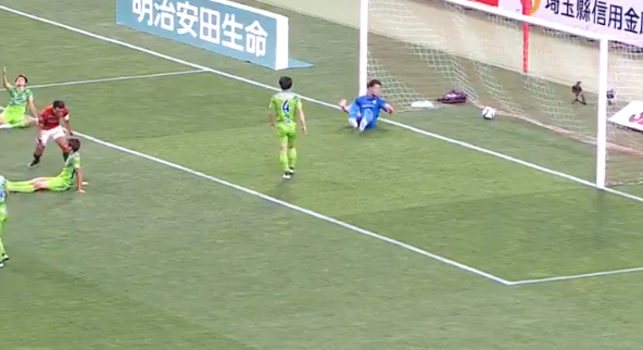 動画 浦和レッズdf槙野 ゴール後に相手選手に向かってガッツポーズしてしまう 2chフットボールまとめアンテナ 動画 浦和レッズdf槙野 ゴール後に相手選手に向かってガッツポーズしてしまう 2chフットボールまとめアンテナ