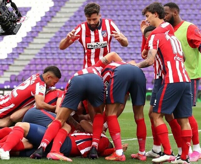 スアレスの逆転弾でアトレティコが７年ぶり11度目のラ リーガ制覇 不屈の精神 で２強とのデッドヒートを制す Football Timeline