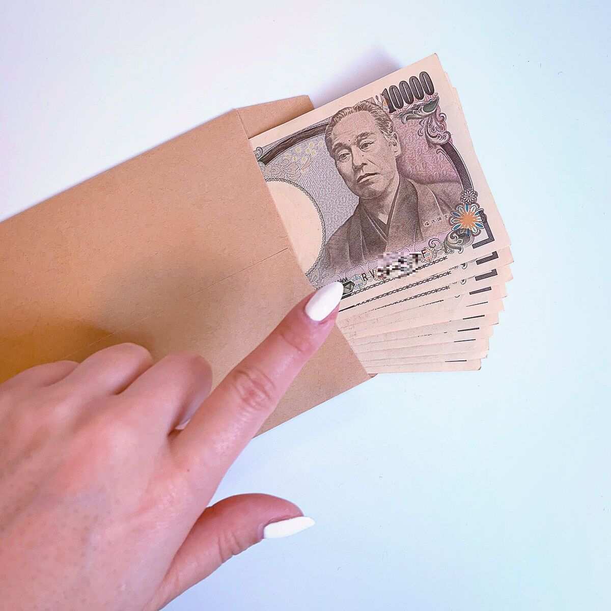 10万円を何に使う 暇電を活用したレアな使い道とは 女性と暇電 Lineで話そう