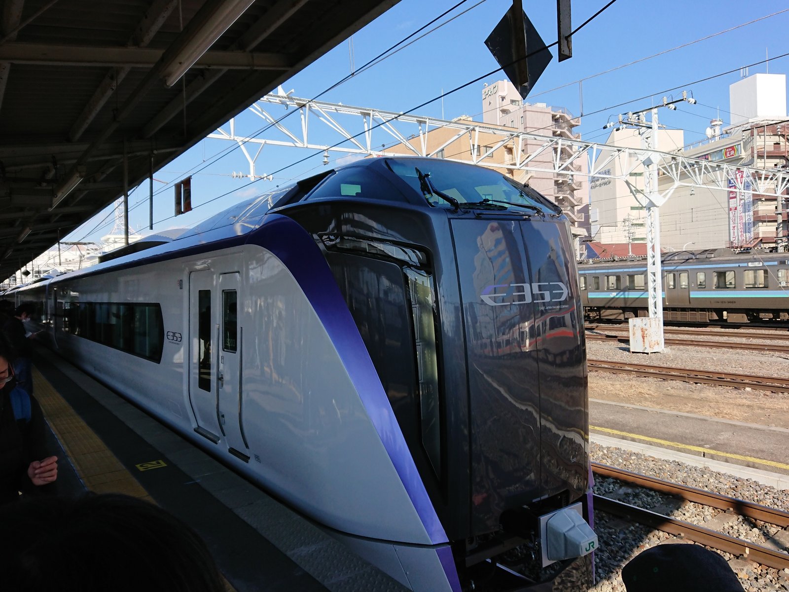 デビュー初日のe353系とe351系 新旧スーパーあずさ乗り比べの旅 なんとなく旅ブログ