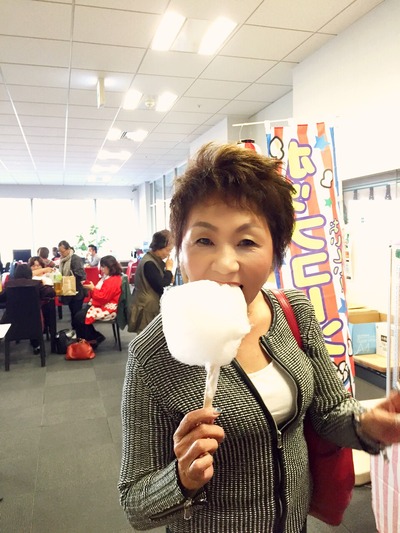 ふぉーでいずさん