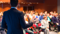 180206_public_speaker1-w960