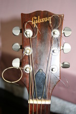 gibson j-50