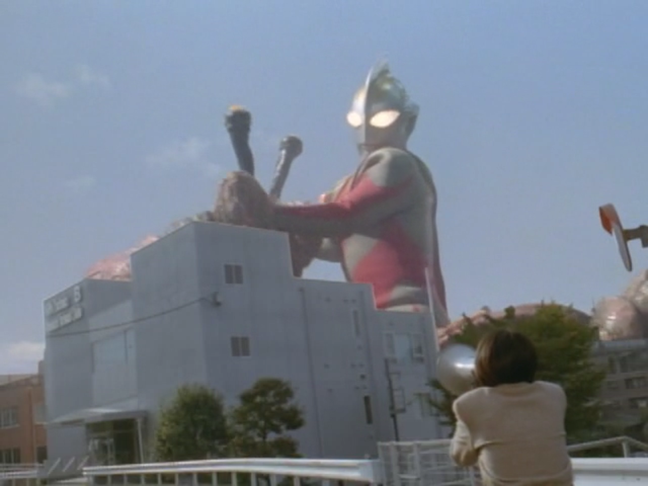 ウルトラマンガイア 第15話 雨がやんだら 考察感想 彼と彼女が握ったもの