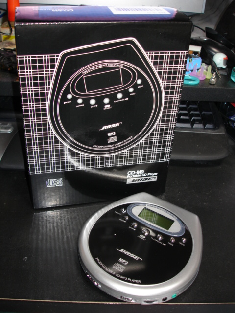 大割引 BOSE COMPANION3 CD-M9 + マルチメディアスピーカー スピーカー