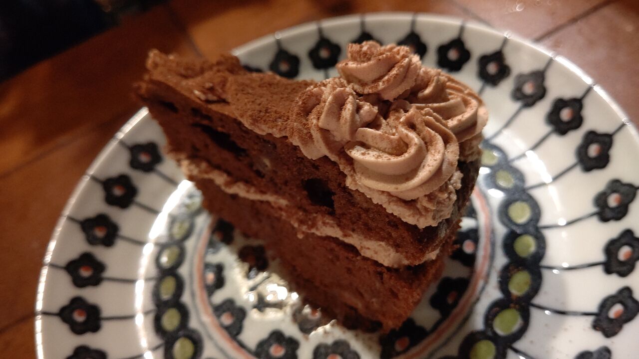 チョコレートホイップケーキ ハチミツボタン チョコレートホイップケーキ ハチミツボタン